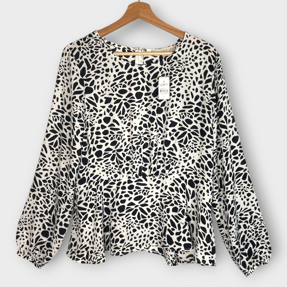 LOFT Animal Print Peplum Top Blouse Sz 6 Flutter Hem Office Career Core NEW